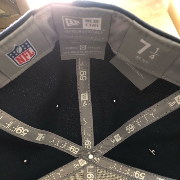 LA Rams fitted hat - Picture 3 of 7